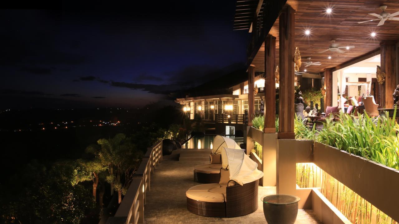 The Oriental Luxury Suites Alfonso Esterno foto