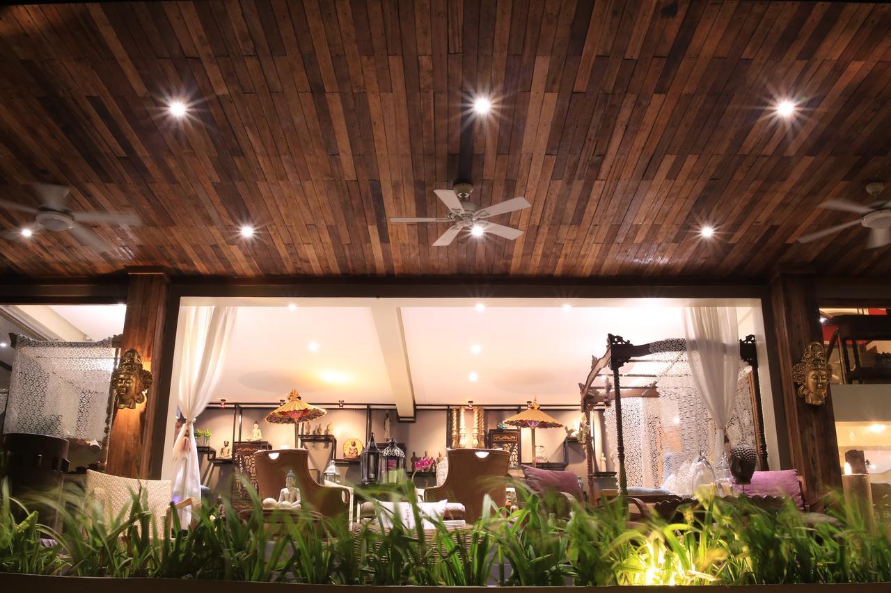 The Oriental Luxury Suites Alfonso Esterno foto